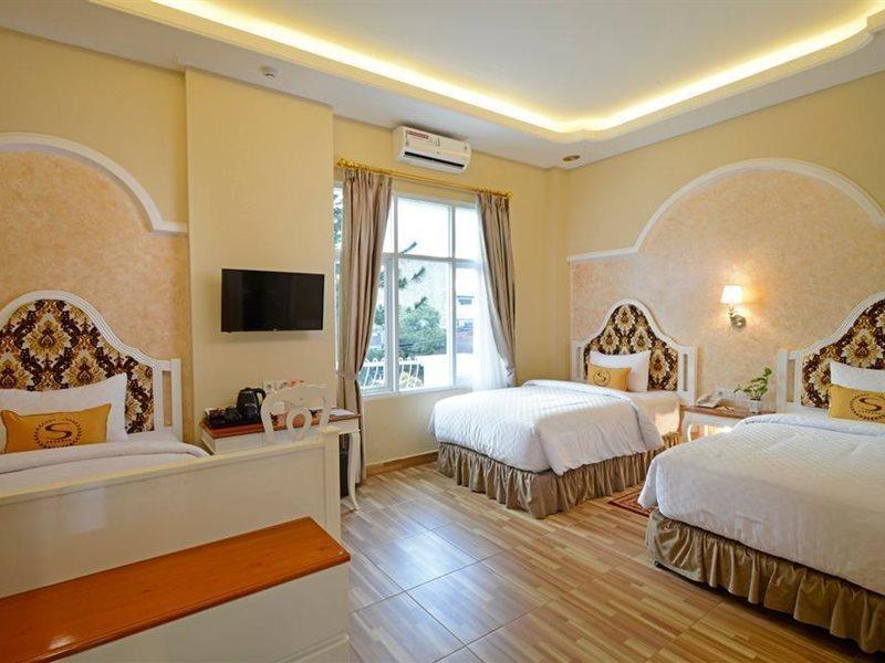 Sahira Butik Pakuan Syariah Hotel Богор Экстерьер фото