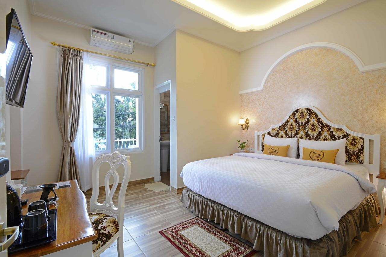 Sahira Butik Pakuan Syariah Hotel Богор Экстерьер фото